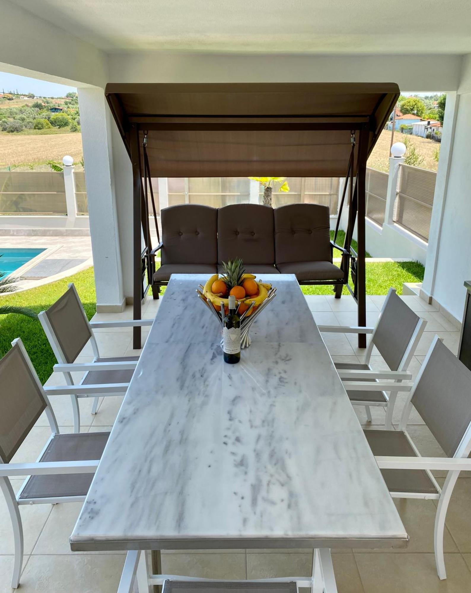 Villa Liana , Private Villa With Pool And Garden Vergia ภายนอก รูปภาพ